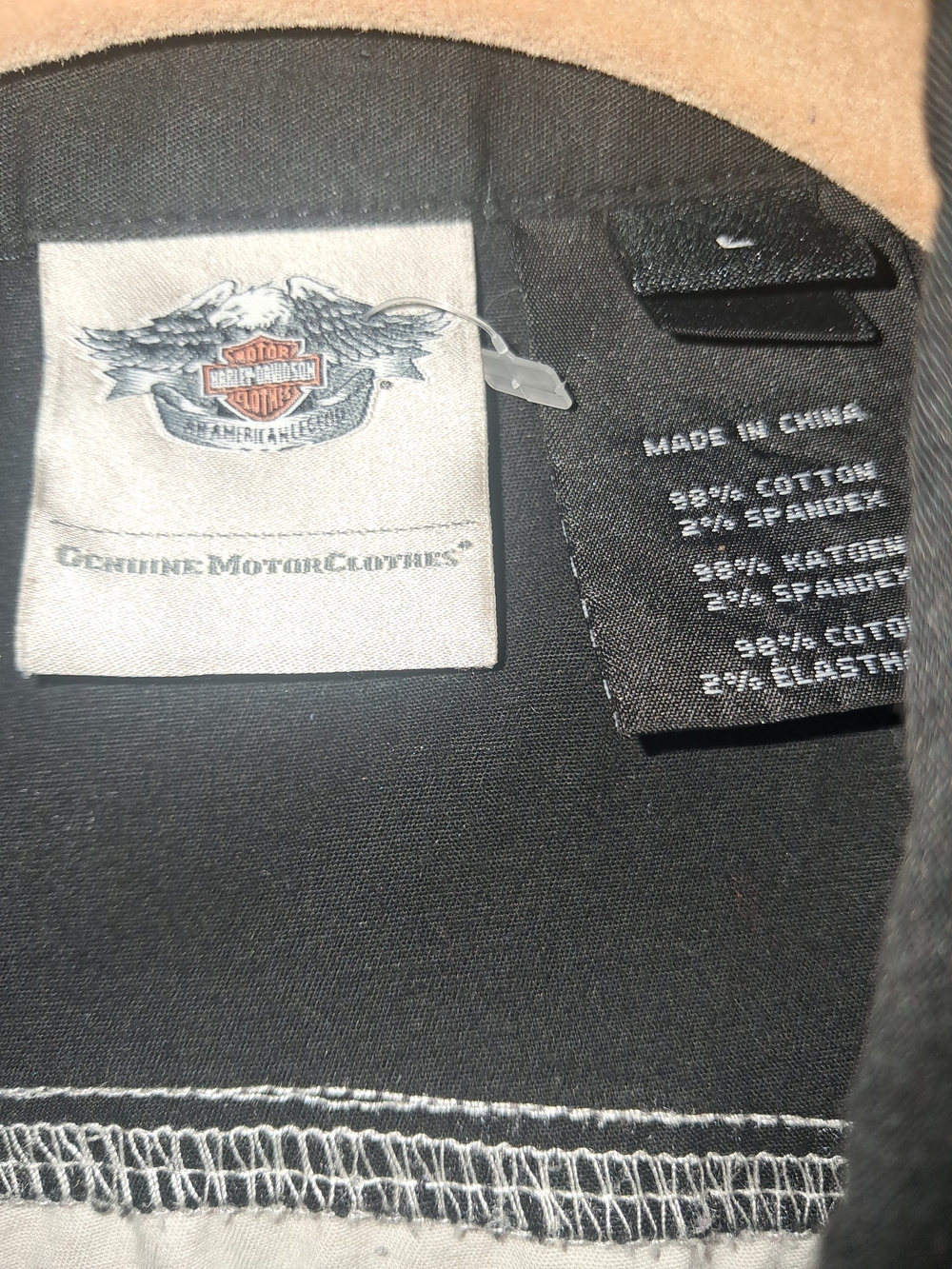 Harley-Davidson White Sleeveless Zip Vest with Black Collar and Teal Stripes - Picture 2 of 3